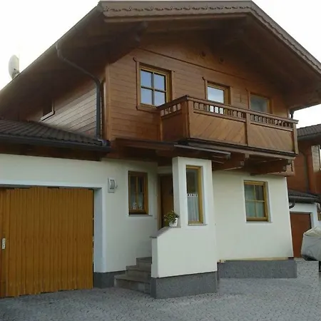 Haus Aria Semesterbostad *